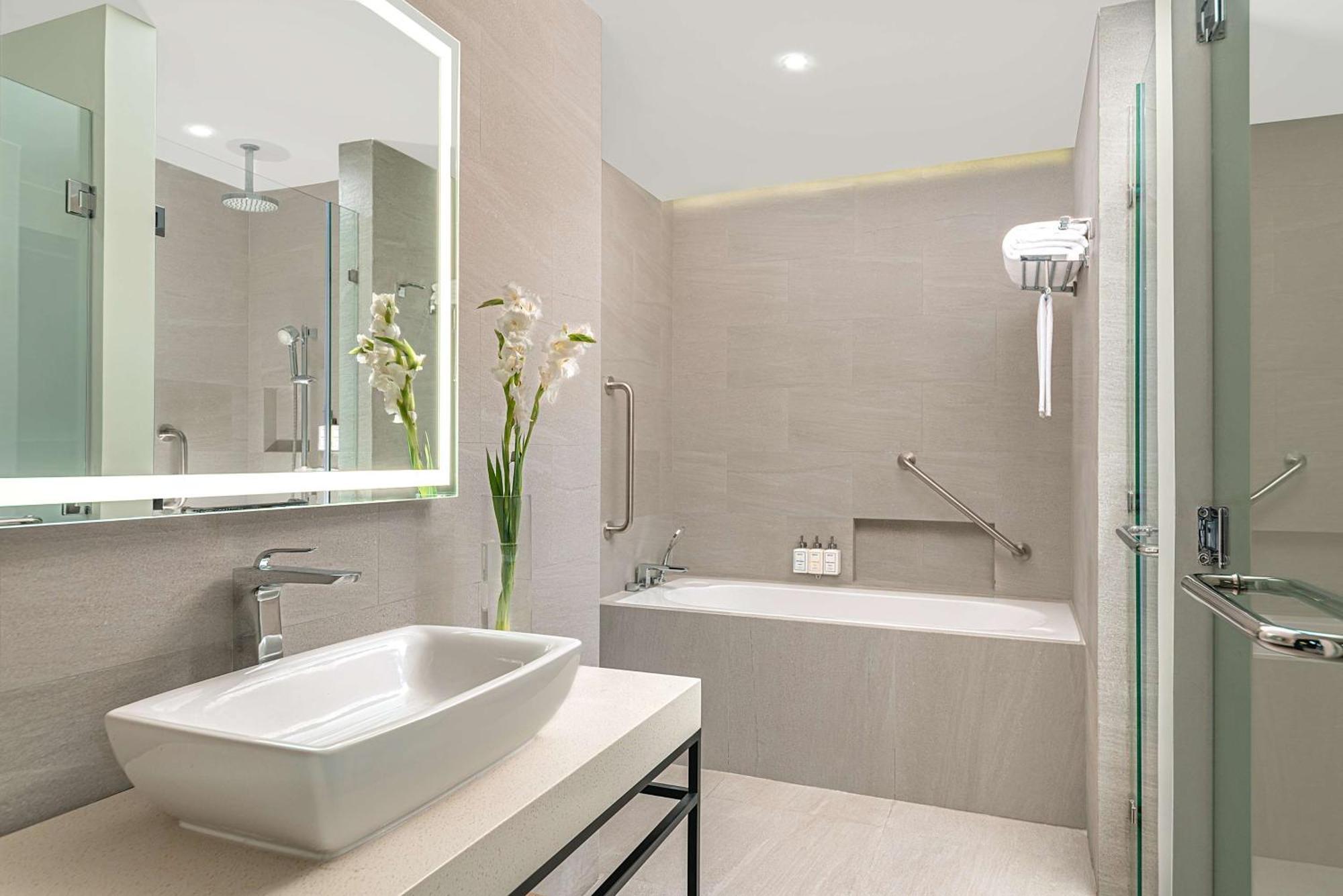 Park Inn By Radisson باكولود المظهر الخارجي الصورة